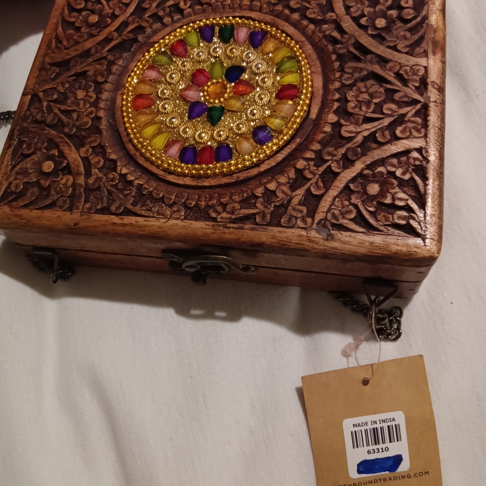 EARTHBOUND Wooden Clutch with Blue Lining - Picture 8 of 8